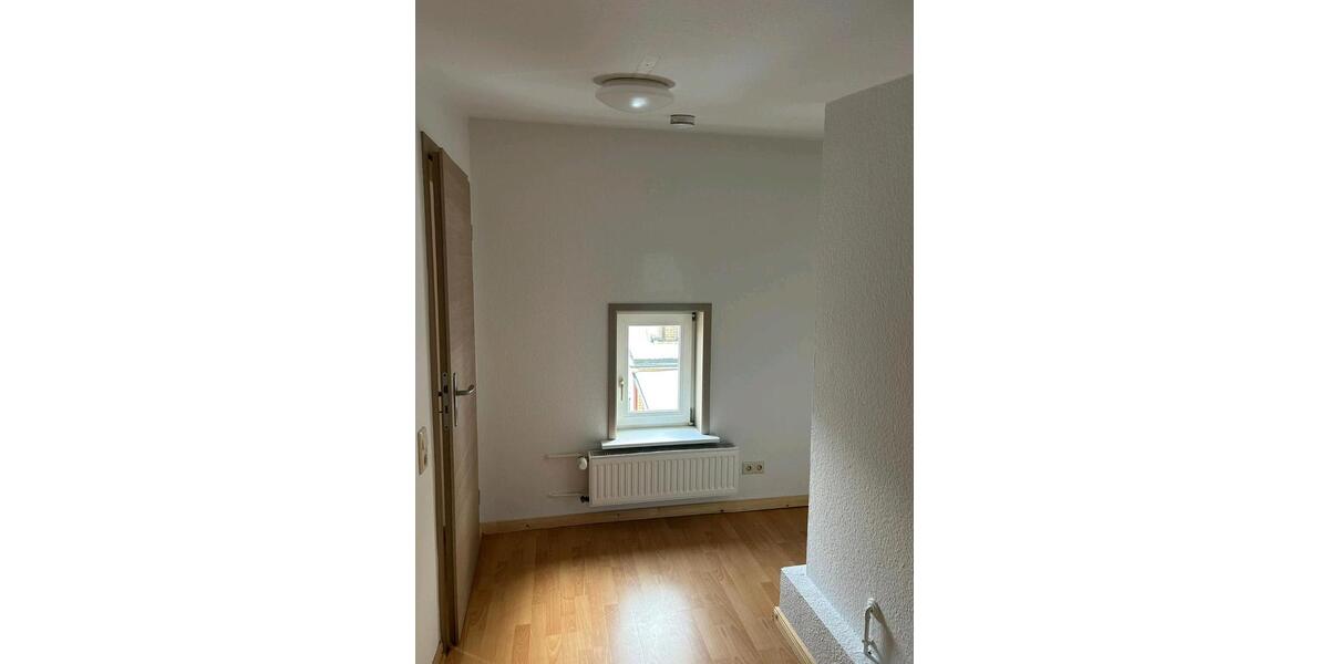 Etagenwohnung Niebüll - 3 Zimmer, 83 m&sup2;, 620&euro; | Angebot:25125357