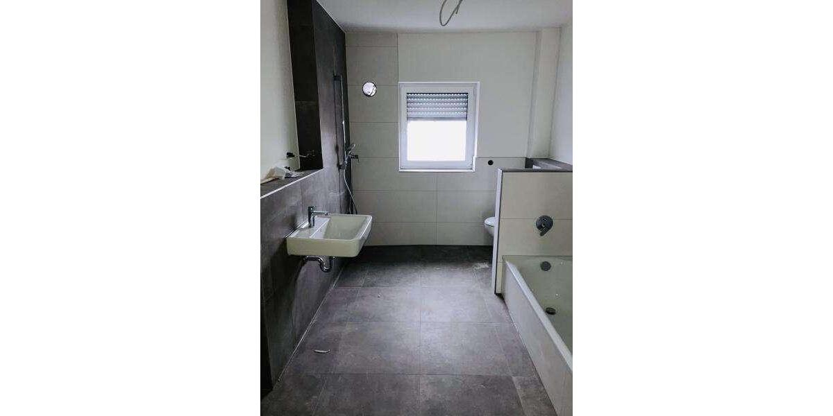 Dachgeschoßwohnung Hövelhof - 3 Zimmer, 97 m&sup2;, 1.050&euro; | Angebot:25853493