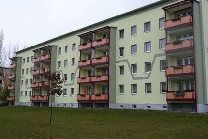 Wohnung Sangerhausen - 4 Zimmer, 73 m&sup2;, 455&euro; | Angebot:25764035