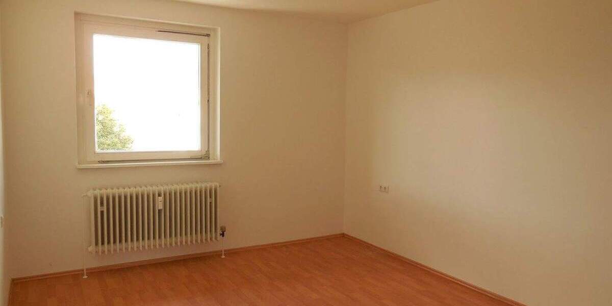 Etagenwohnung Salzgitter Lebenstedt - 3 Zimmer, 71 m&sup2;, 410&euro; | Angebot:25998021