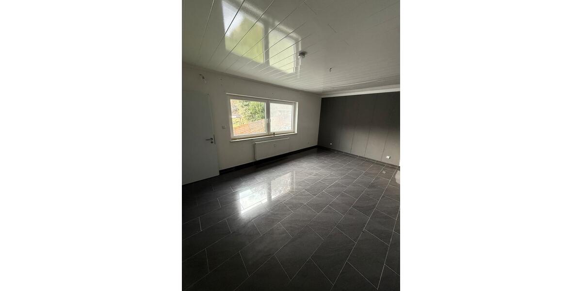 Etagenwohnung Homburg - 4 Zimmer, 107 m&sup2;, 1.050&euro; | Angebot:24794591