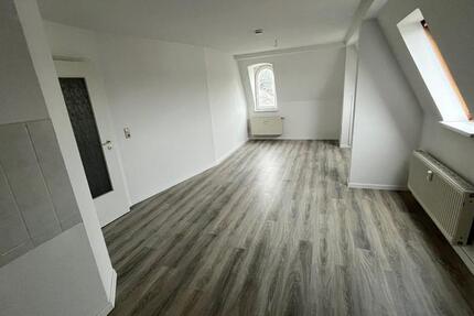 Wohnung Werdau - 2 Zimmer, 35 m&sup2;, 200&euro; | Angebot:24817062
