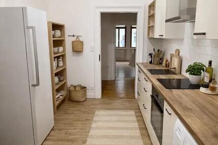 Wohnung Wiesbaden Biebrich - 4 Zimmer, 112 m&sup2;, 1.650&euro; | Angebot:24755278