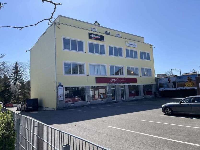 Büro in München 1.830 € 126 m²