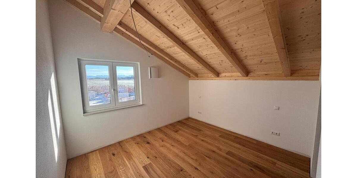 Dachgeschoßwohnung Feichten an der Alz - 4 Zimmer, 106 m&sup2;, 1.387&euro; | Angebot:24215253