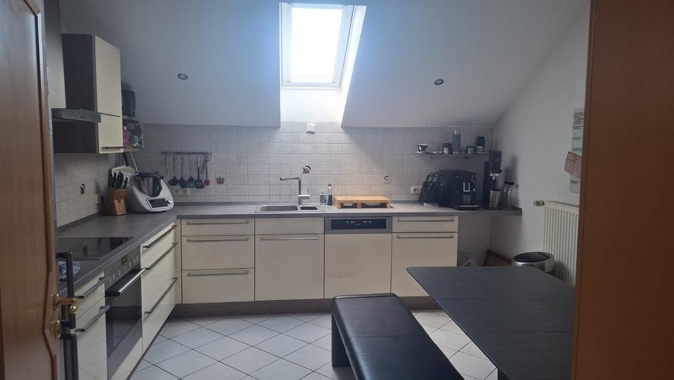 Etagenwohnung Hengersberg - 3 Zimmer, 115 m&sup2;, 880&euro; | Angebot:24787618