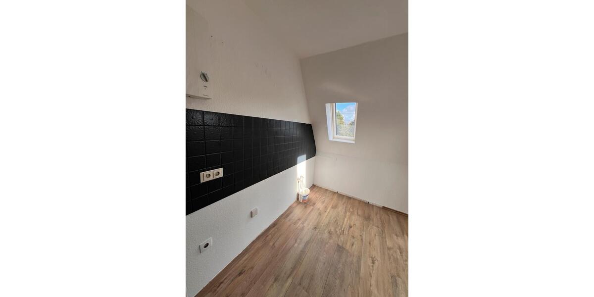 Kleine Wohnung für Alleinstehende in zentraler Lage von Ahlen zimmer