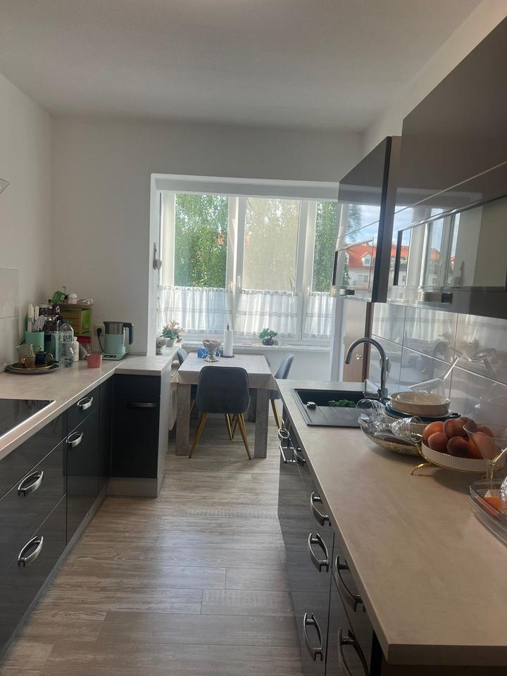 3 Zimmer Wohnung im 1.OG in Zeitz mit Einbauküche 73 qm