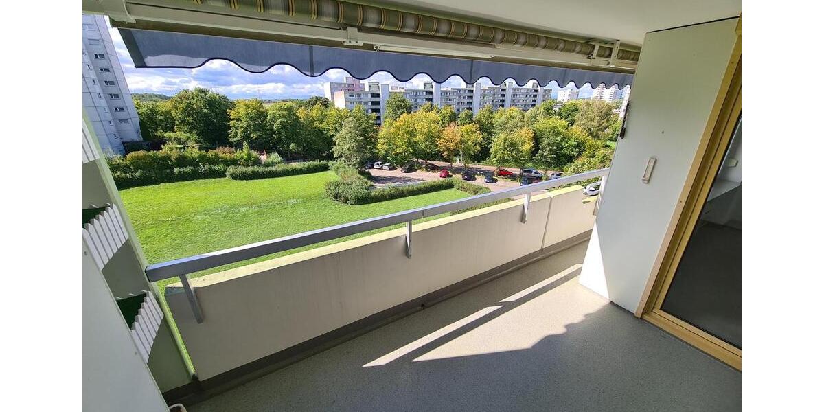 Etagenwohnung Frickenhausen - 4 Zimmer, 90 m&sup2;, 1.510&euro; | Angebot:24981180