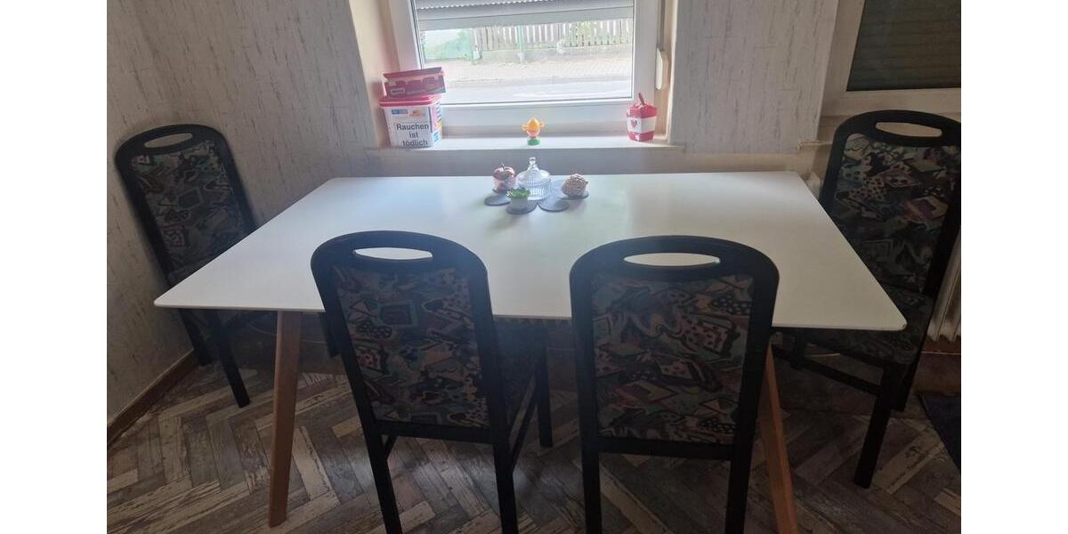 Etagenwohnung Bad Pyrmont - 4 Zimmer, 85 m&sup2;, 550&euro; | Angebot:26495652