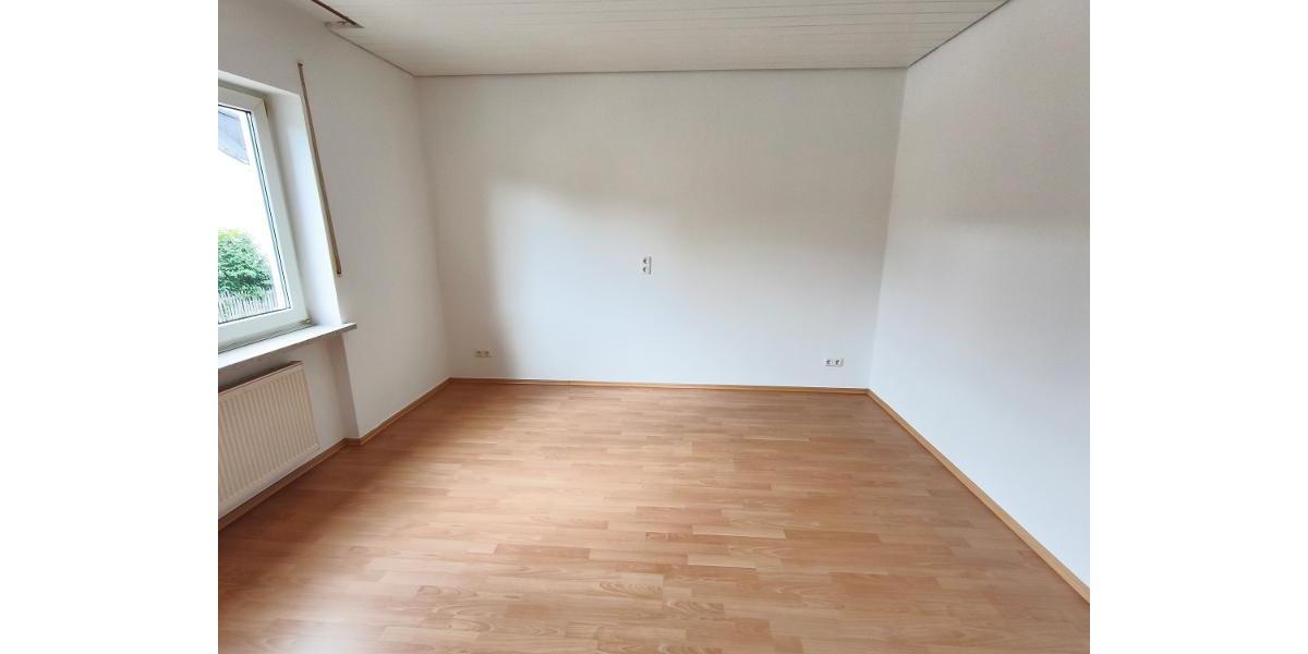 2 Zi. EG Wohnung mit Balkon - Etagenwohnung Pommersfelden | Angebot:25842014