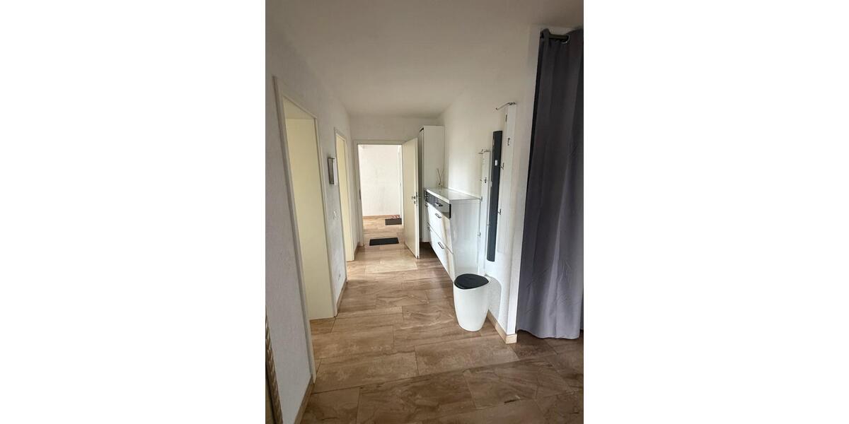 Erdgeschoßwohnung Dettenheim - 4 Zimmer, 160 m&sup2;, 1.660&euro; | Angebot:26634525