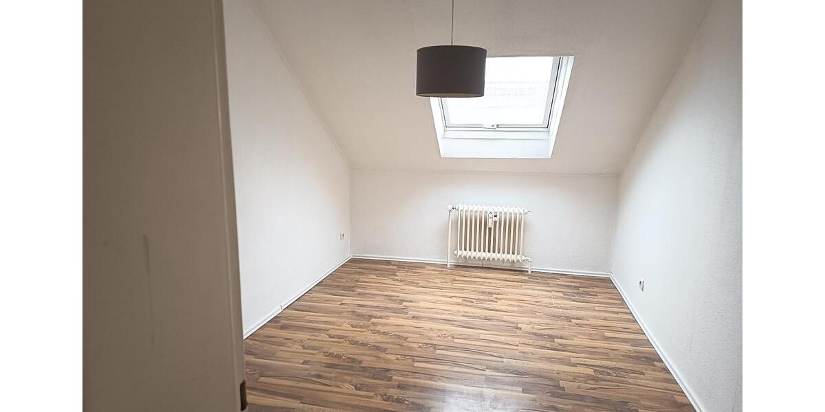 Etagenwohnung Königslutter am Elm - 3 Zimmer, 90 m&sup2;, 550&euro; | Angebot:24651148