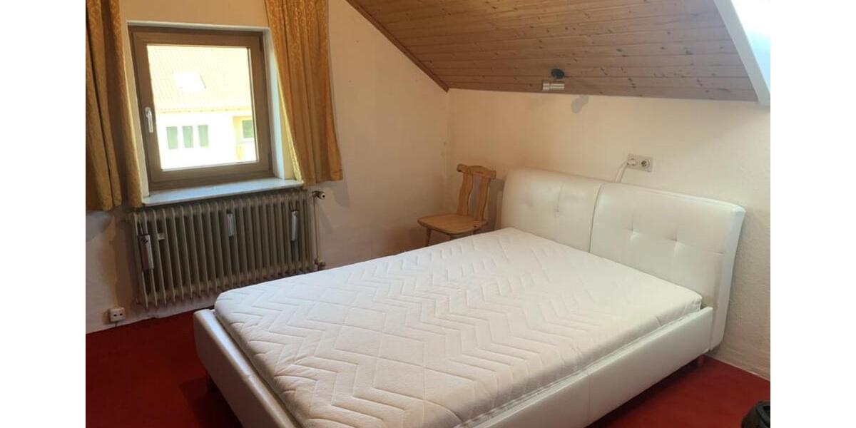 Dachgeschoßwohnung Augsburg Bärenkeller - 2 Zimmer, 37 m&sup2;, 560&euro; | Angebot:25284823