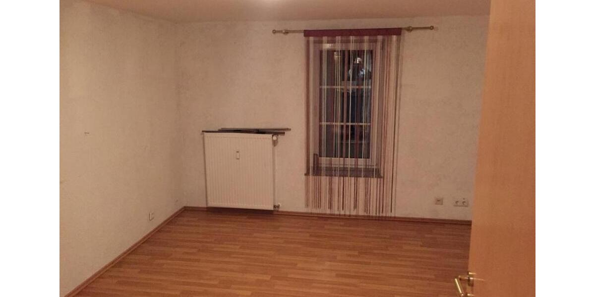 Dachgeschoßwohnung Wirges - 4 Zimmer, 98 m&sup2;, 1.300&euro; | Angebot:26602585