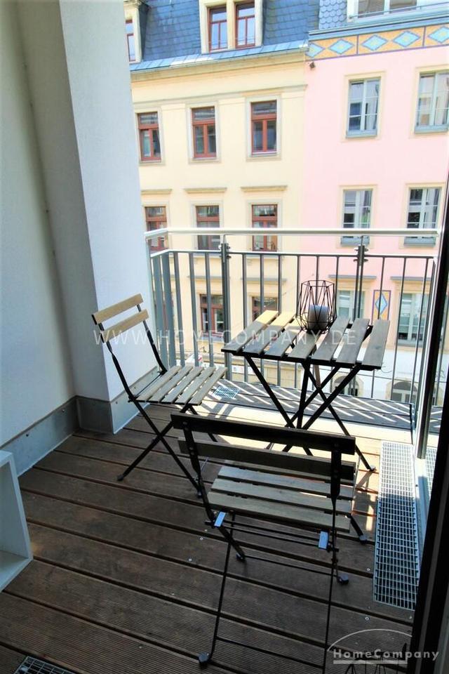 MöbliertFurnished 1-Zimmer Apartment mit Balkon in Dresden-Äußere Neustadt max. 2 Personen zimmer
