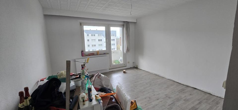Etagenwohnung Mülsen - 4 Zimmer, 70 m&sup2;, 395&euro; | Angebot:25831500