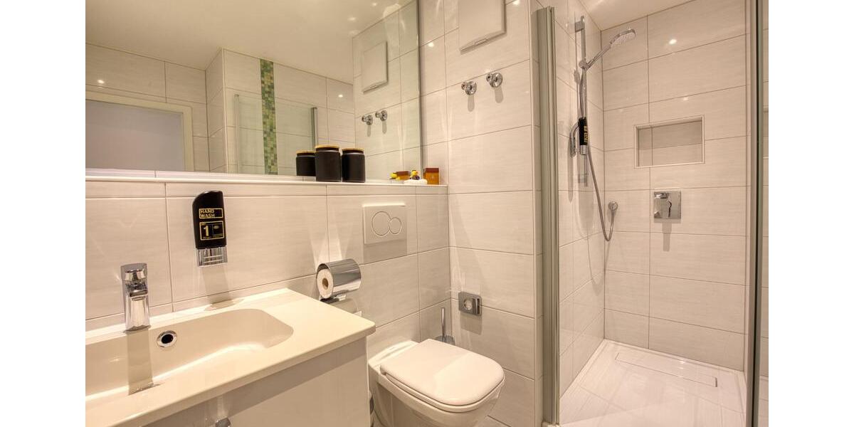 Wohnen auf Zeit Gerlingen - 1 Zimmer, 23 m&sup2;, 690&euro; | Angebot:24747358