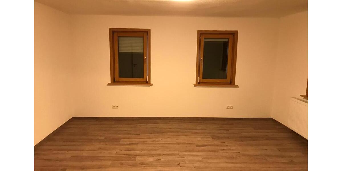 Etagenwohnung Holzgerlingen - 10 Zimmer, 240 m&sup2;, 3.800&euro; | Angebot:26625630