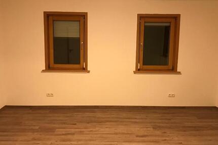 Wohnung Holzgerlingen - 10 Zimmer, 240 m&sup2;, 3.800&euro; | Angebot:26625630
