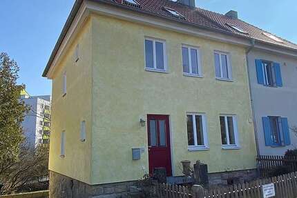 Haus zum Mieten in Coburg 1.300 € 130 m² 6 zimmer