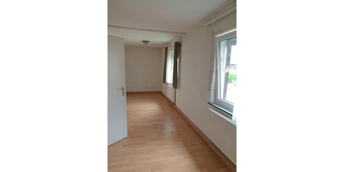 Etagenwohnung Lohmar - 3 Zimmer, 75 m&sup2;, 600&euro; | Angebot:25967628