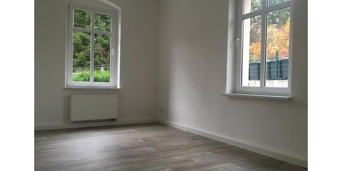 Dachgeschoßwohnung Amtsberg - 3 Zimmer, 70 m&sup2;, 470&euro; | Angebot:21662753