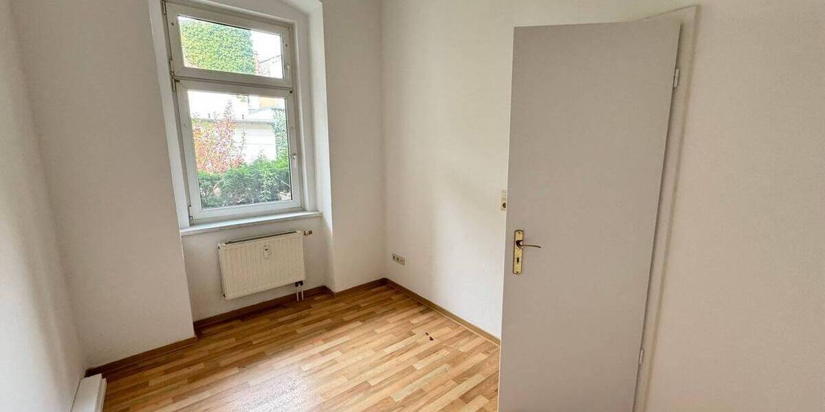 Etagenwohnung Görlitz Innenstadt - 3 Zimmer, 69 m&sup2;, 400&euro; | Angebot:26189198