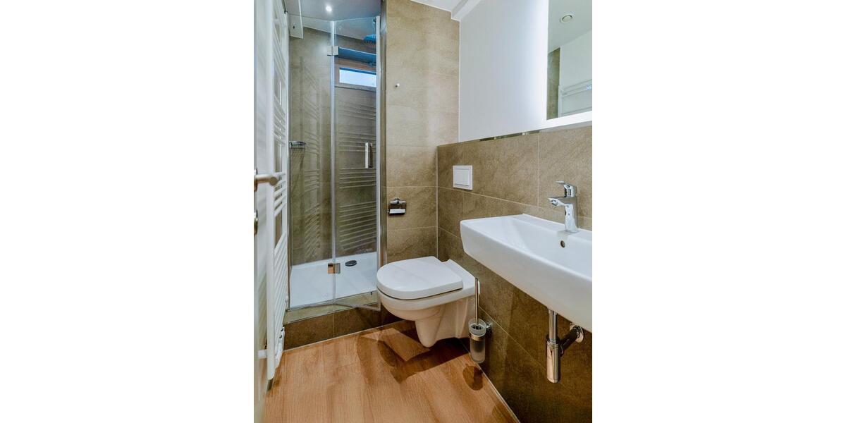 Etagenwohnung Tuntenhausen - 2 Zimmer, 30 m&sup2;, 699&euro; | Angebot:25935677