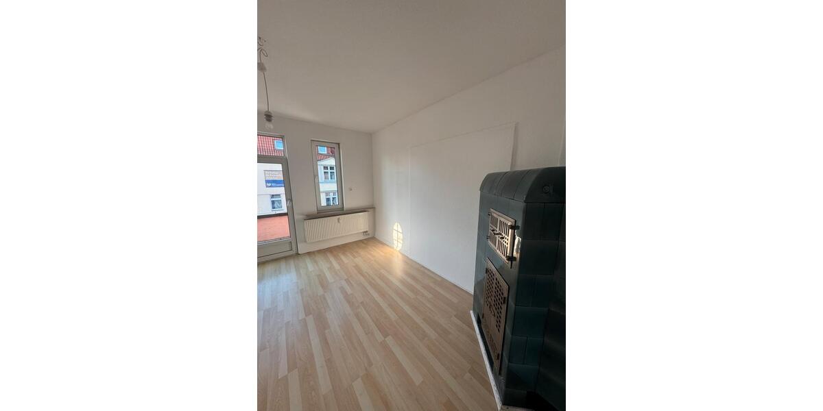 Helle, lichtdurchflutete 2ZKB Altbauwohnung 65m2 2 zimmer