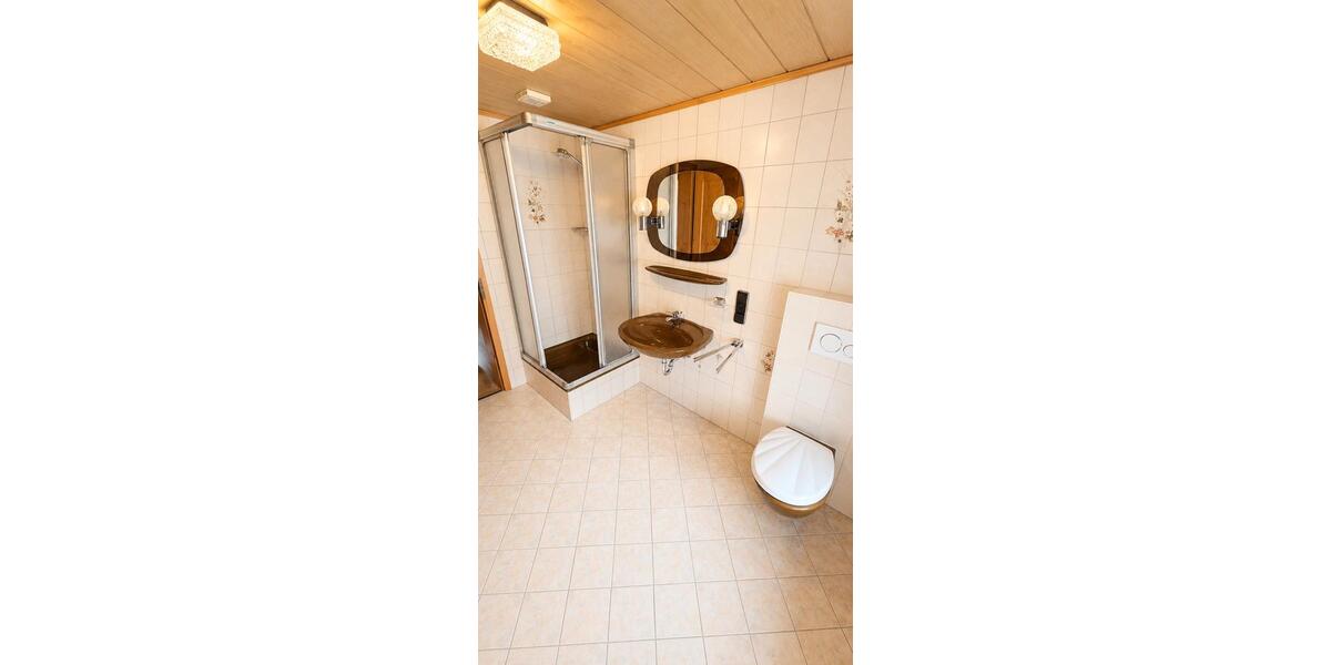 Etagenwohnung Bitburg - 1 Zimmer, 79 m&sup2;, 650&euro; | Angebot:26705944