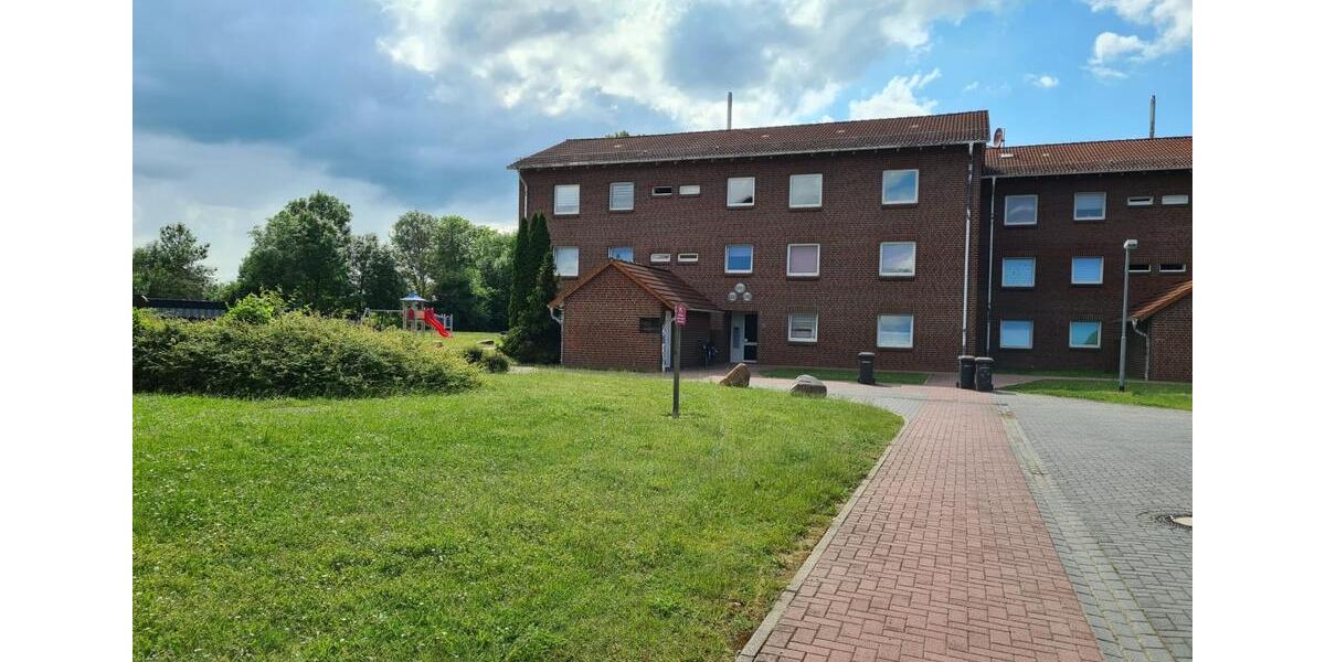 Etagenwohnung Gröningen - 3 Zimmer, 60 m&sup2;, 419&euro; | Angebot:25747457