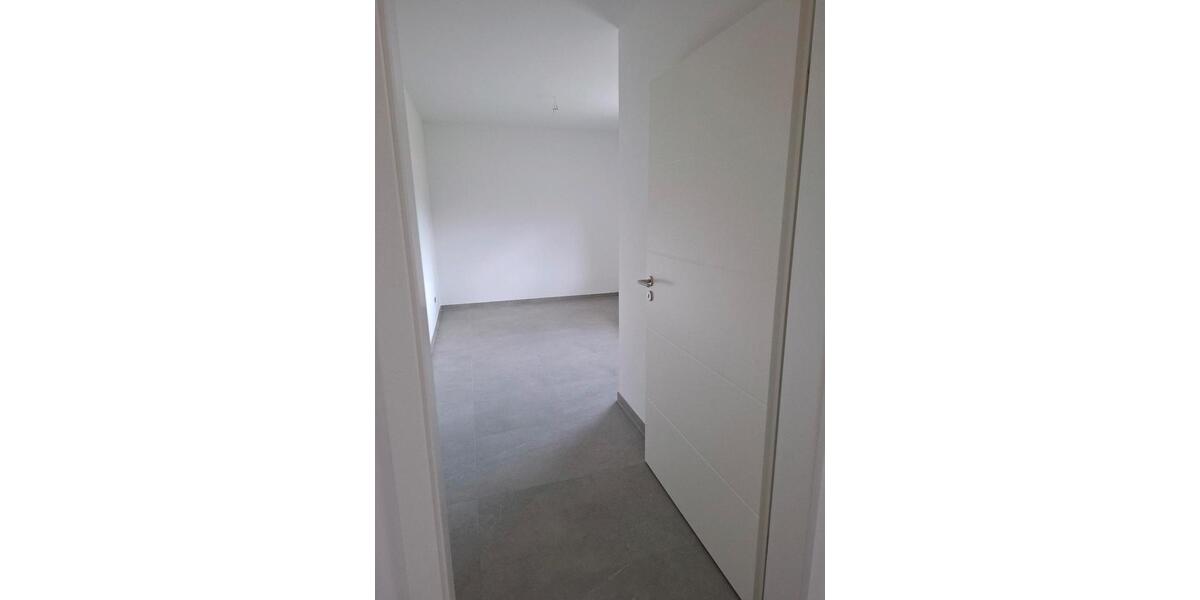 Doppelhaushälfte Hambühren - 3 Zimmer, 114 m&sup2;, 1.400&euro; | Angebot:21683298