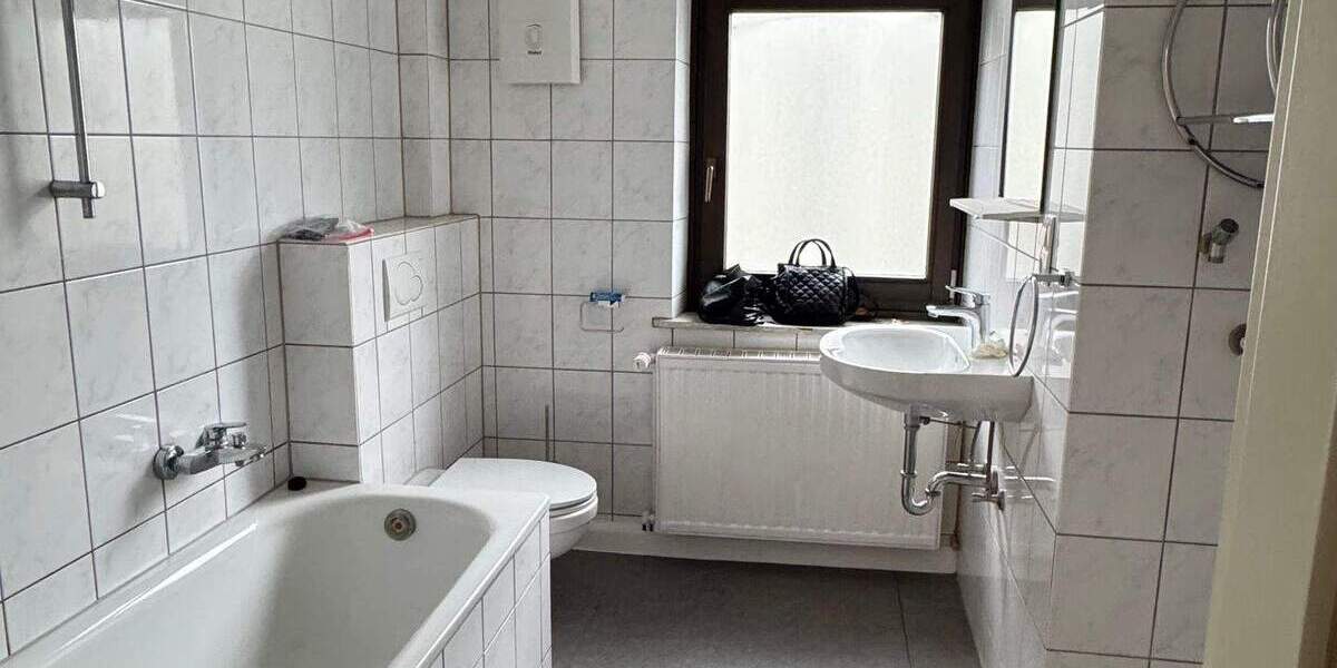 Etagenwohnung Saarbrücken St Johann - 2 Zimmer, 52 m&sup2;, 560&euro; | Angebot:25801852