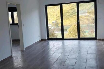 Wohnung Osburg - 4 Zimmer, 100 m&sup2;, 800&euro; | Angebot:26701694