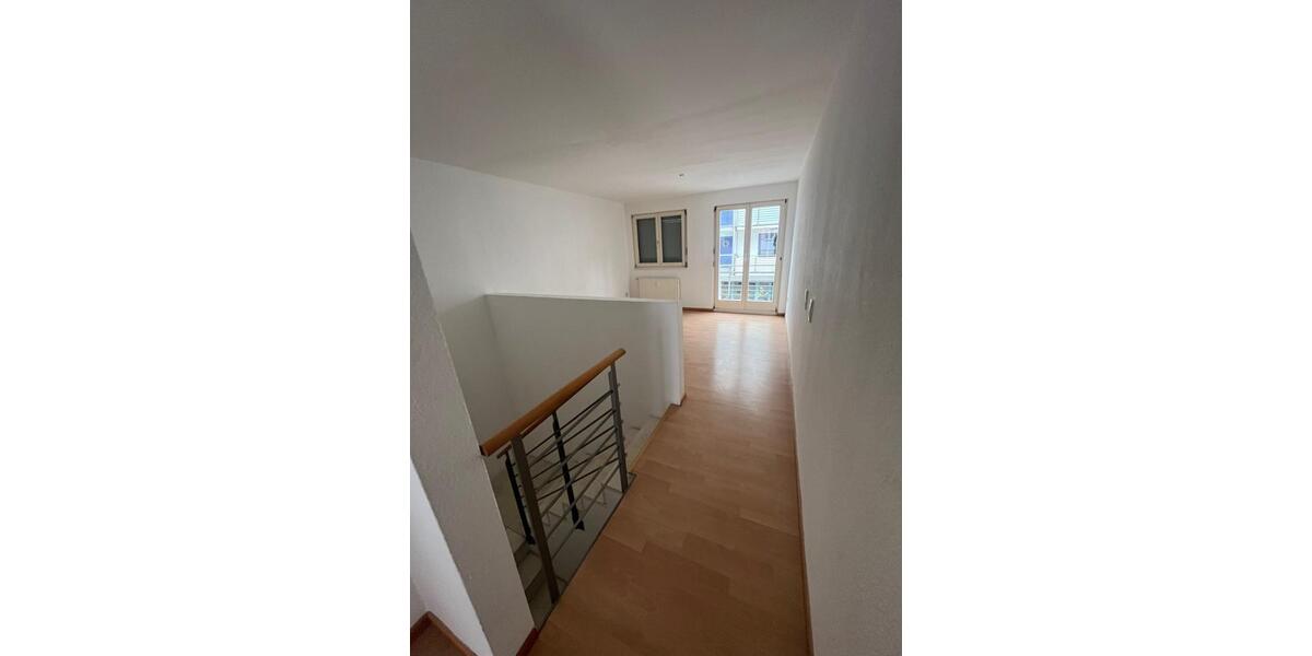 Maisonettenwohnung Freiberg - 4 Zimmer, 99 m&sup2;, 600&euro; | Angebot:24792767