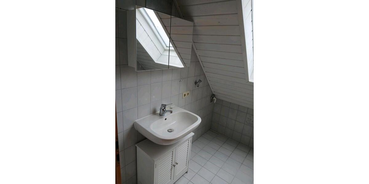 Dachgeschoßwohnung Westerheim - 2.5 Zimmer, 75 m&sup2;, 850&euro; | Angebot:26619590
