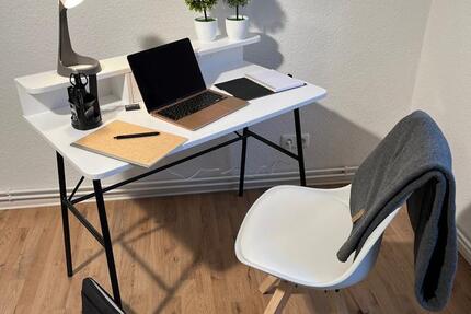 FL Gemütliches möbliertes WG-Zimmer in 3er WG zu vermieten - 15 q 1 zimmer