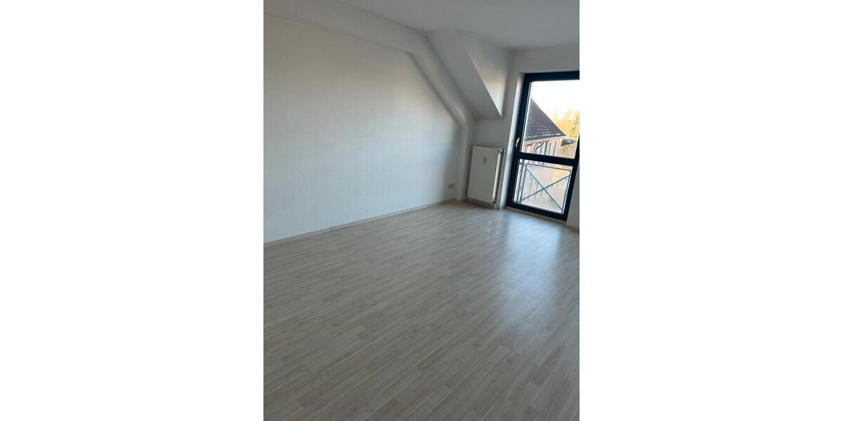 Etagenwohnung Gützkow - 3 Zimmer, 92 m&sup2;, 690&euro; | Angebot:24660852