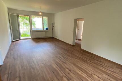 Helle 4-Zi-Whg mit Balkon + Garten | WG-geeignet GmbH 4 zimmer