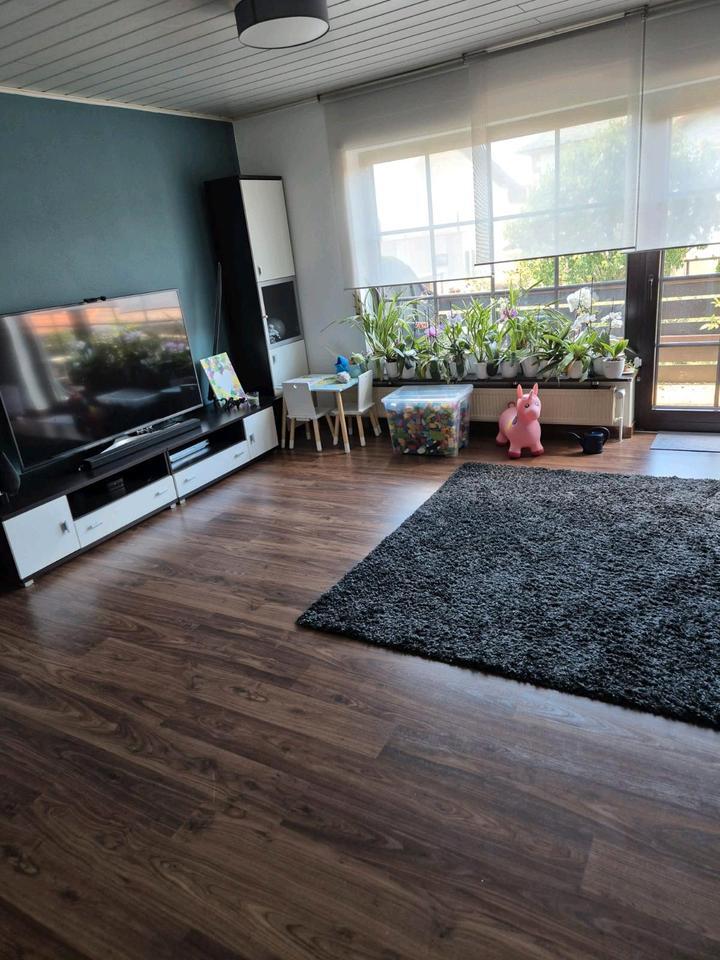 Großzügige 3-Zimmerwohnung + Büro ab 01.08. Oberrodenbach