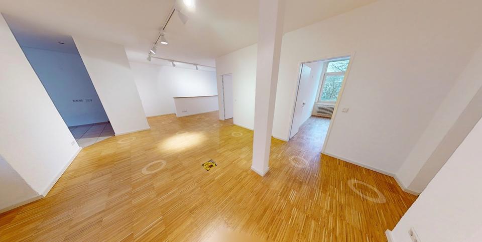 Büro mit Ladenlokal in prominenter Lage in der Freiburger Altstad zimmer