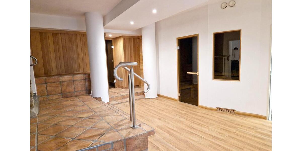 Etagenwohnung Bautzen - 3 Zimmer, 173 m&sup2;, 800&euro; | Angebot:26678299