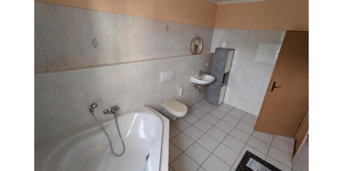 Wohnung in Weißenfels 30 Minuten mit S-Bahn von Leipzig entfernt 1 zimmer