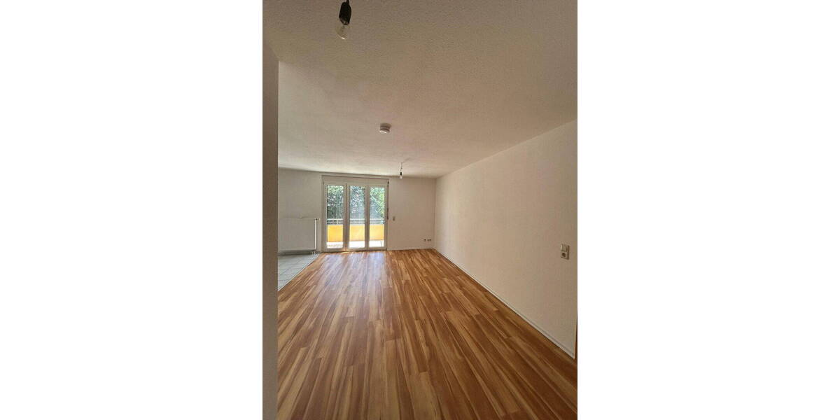 Etagenwohnung Bretten - 2 Zimmer, 50 m&sup2;, 590&euro; | Angebot:26762626