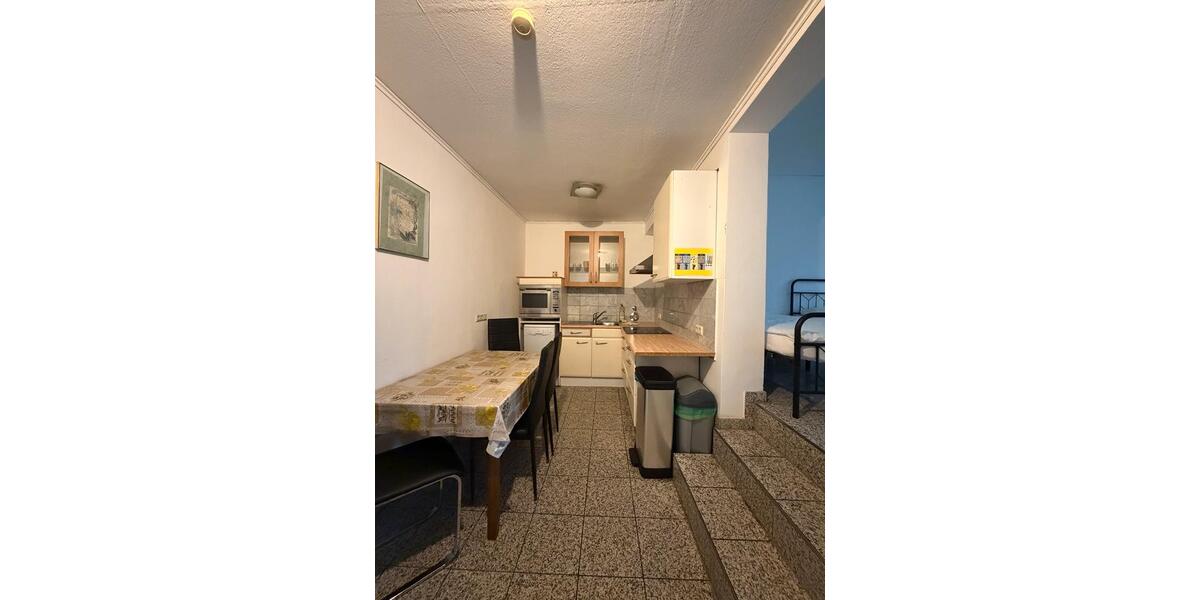 Etagenwohnung Hürth - 2 Zimmer, 65 m&sup2;, 2.350&euro; | Angebot:26615072