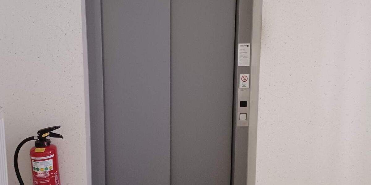 Etagenwohnung Nürnberg Lorenz - 3 Zimmer, 89 m&sup2;, 1.139&euro; | Angebot:24789405