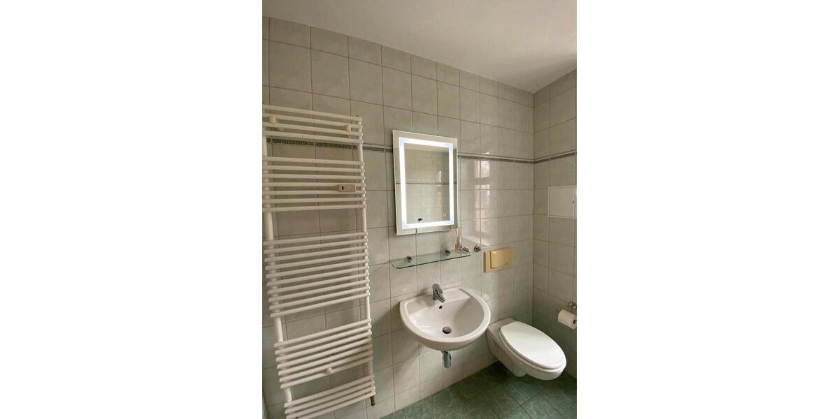 3- Raumwohnung mit Einbauküche 3 zimmer