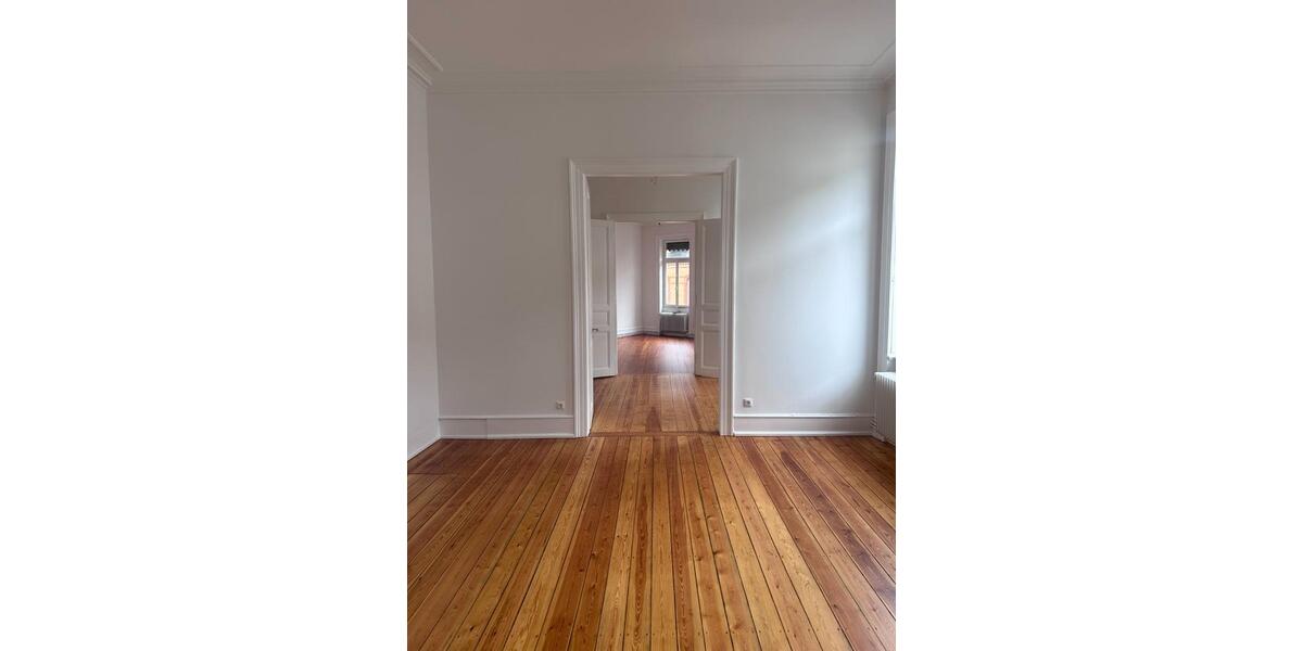 Etagenwohnung Wiesbaden Nordost - 4 Zimmer, 112 m&sup2;, 1.904&euro; | Angebot:25978638