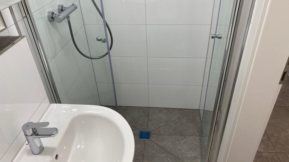 Wohnen auf Zeit Frankfurt am Main Bonames - 2 Zimmer, 30 m&sup2;, 675&euro; | Angebot:24118272